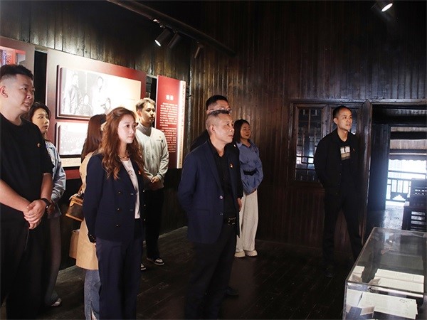 党群同心助春耕 凝心聚力促振兴——湖南乔口建设有限公司党支部开展了4月主题党日活动